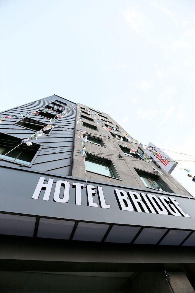 undefined Busan Yeongdo Hotel Bridge 3