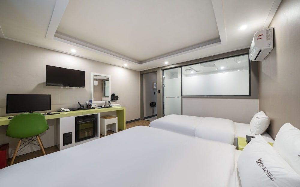 Busan Haeundae GP Hotel Room (Twin) 3
