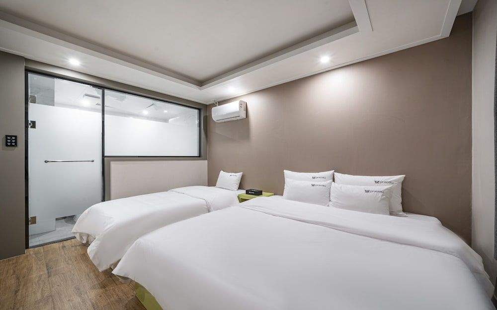 Busan Haeundae GP Hotel Room (Twin) 2