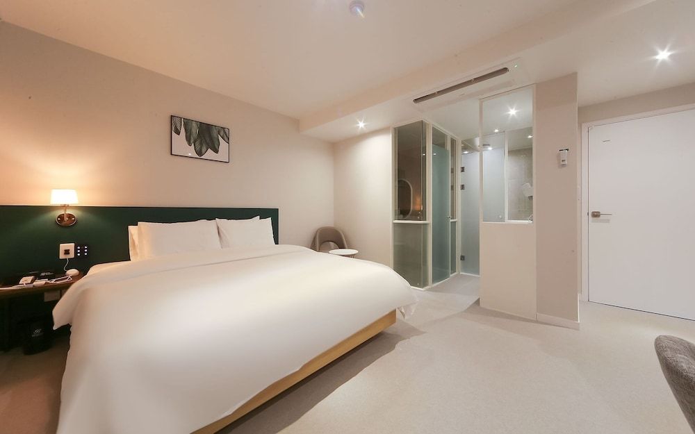 Busan Daeyeondong Hotel Bosco Room (Premium Double (Consecutive Nights Fr) 6