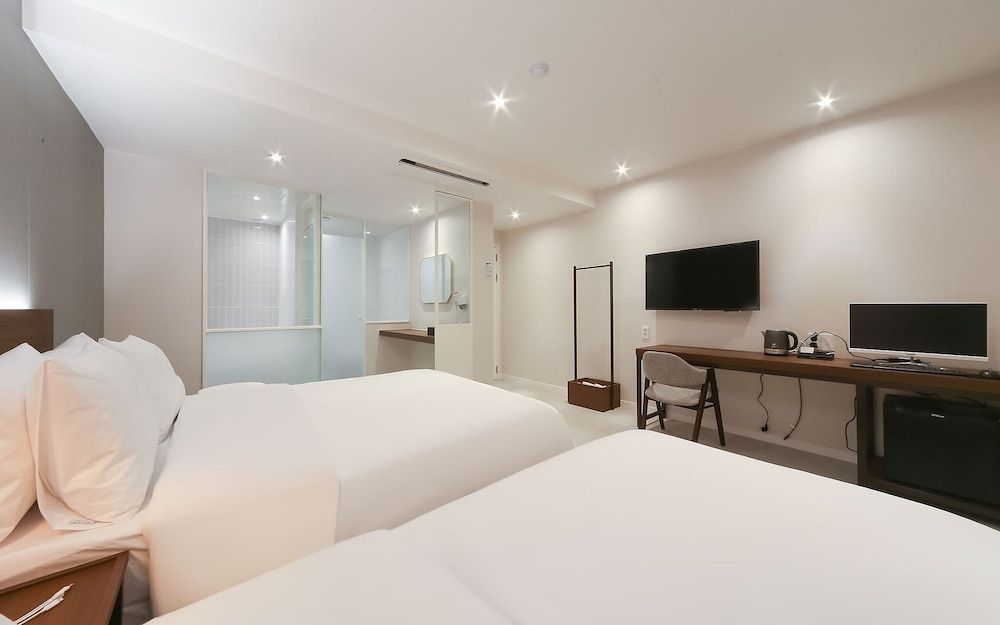 Busan Daeyeondong Hotel Bosco Room (Premium Twin (Consecutive Nights Free) 4
