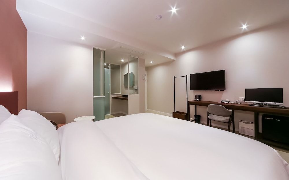Busan Daeyeondong Hotel Bosco Room (Premium Double (Consecutive Nights Fr) 2