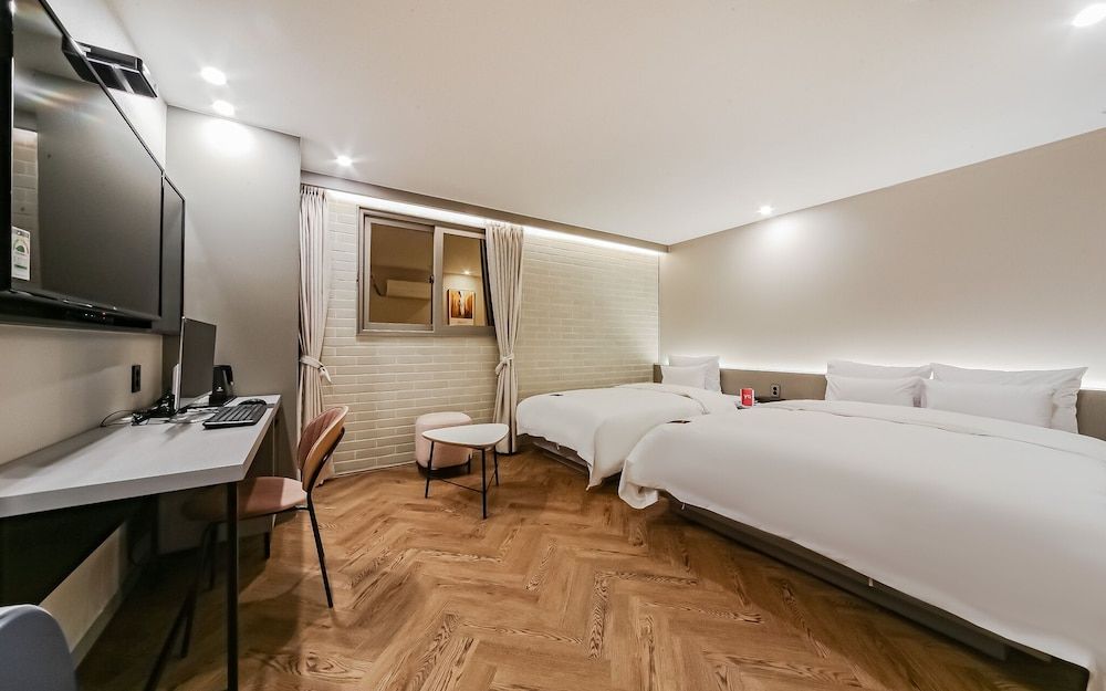 Busan Guseodong French Code Room (Deluxe Twin (based on 200 pyeong 3 pe)