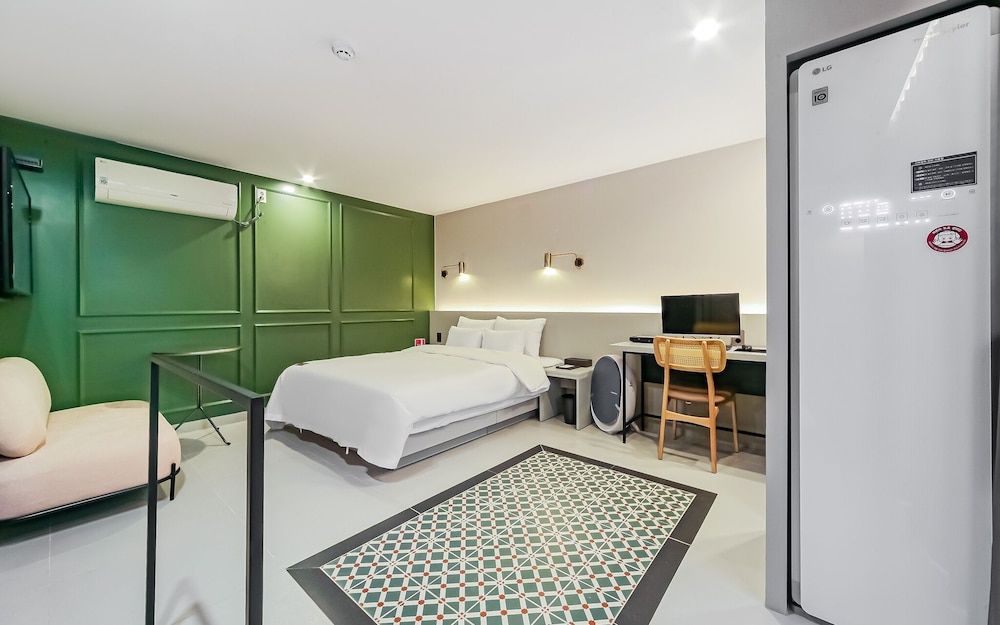 undefined Busan Guseodong French Code 9