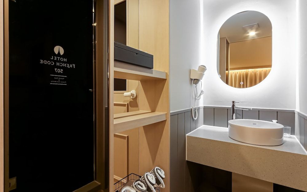 Busan Guseodong French Code Room (Suite (200 pyeong of parking) (LG Sty) 8