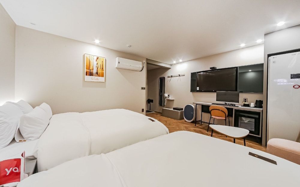 Busan Guseodong French Code Room (Deluxe Twin (based on 200 pyeong 3 pe) 4