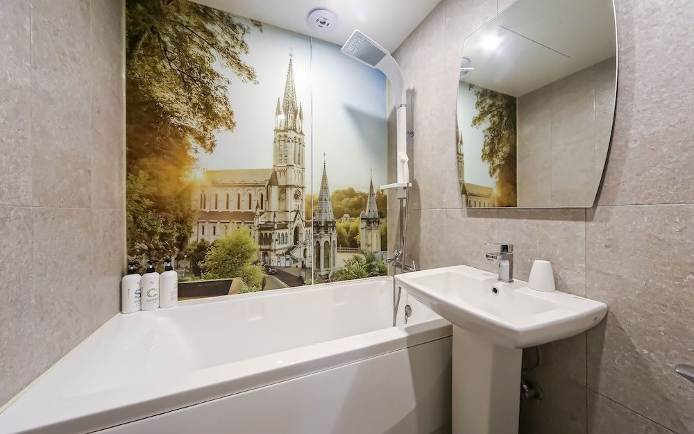 undefined Busan Jaesongdong Zara 6