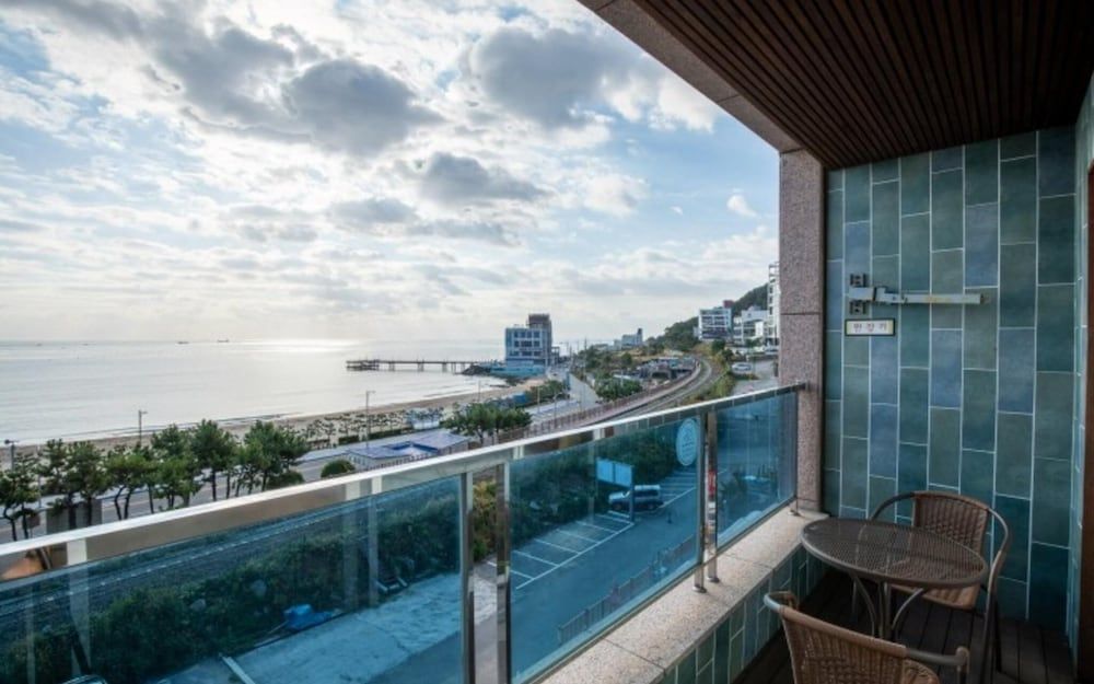 Songjeong Olla Hotel Room (Deluxe Twin Ocean (12 pyeong/outdoor ) 7