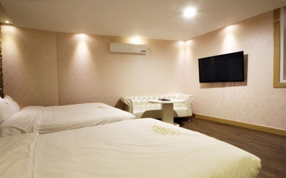 undefined Busan UN Songdo Hotel 2