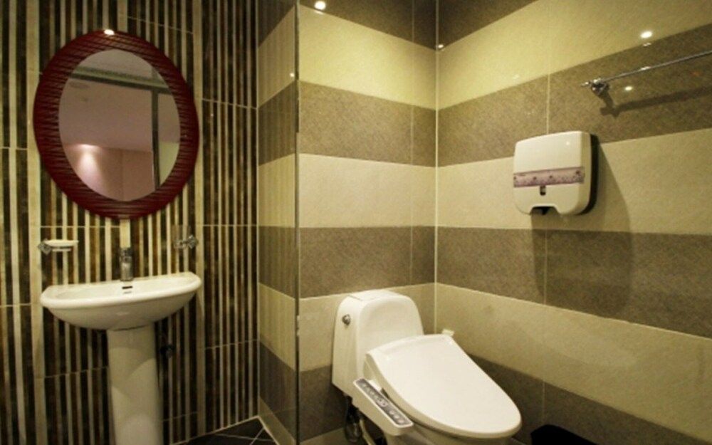 undefined Busan UN Songdo Hotel 3