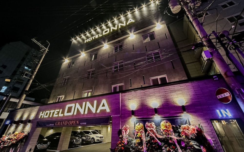 undefined Busan Daeyeondong Hotel Onna 8