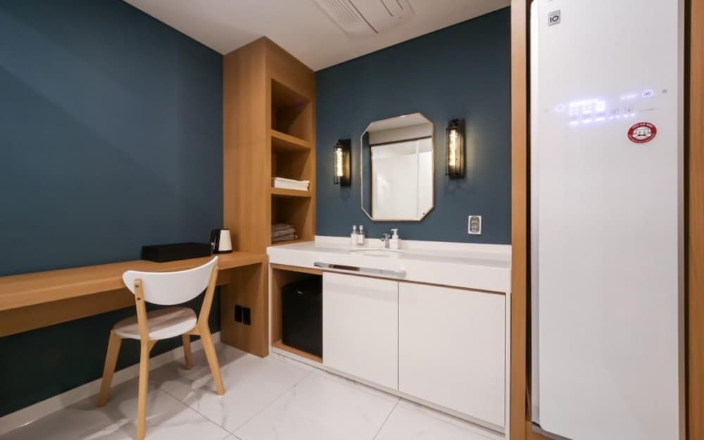 Busan Hotel Oyu Room (Deluxe Twin A (Without Window Styler)) 5