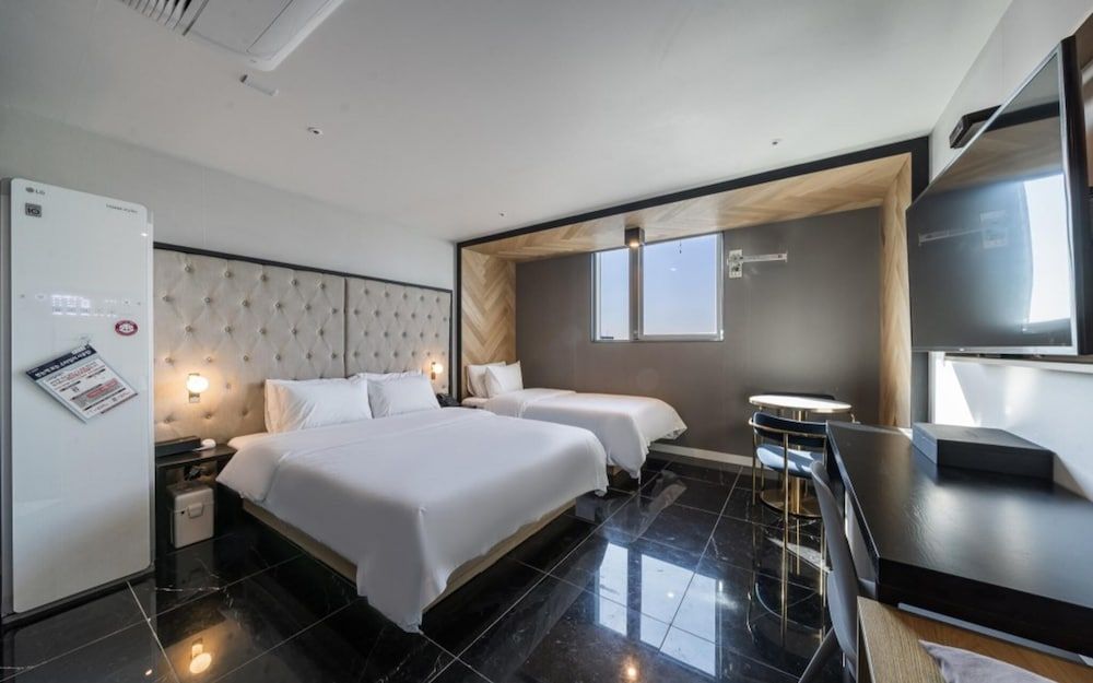 Busan Hotel Oyu Room (Deluxe Twin B (Ocean View Styler)) 13