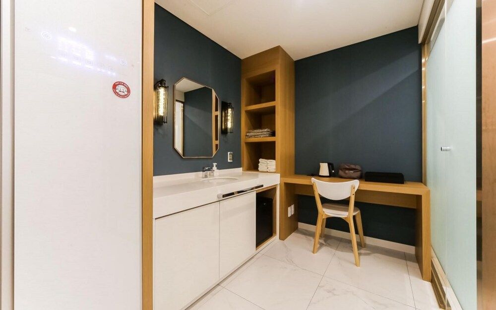 Busan Hotel Oyu Room (Deluxe Twin B (Ocean View Styler)) 3