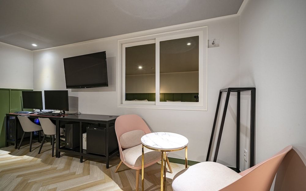 Busan Seomyeon French Code Room (Premium twin-couple PC (2pc no-hard f) 5