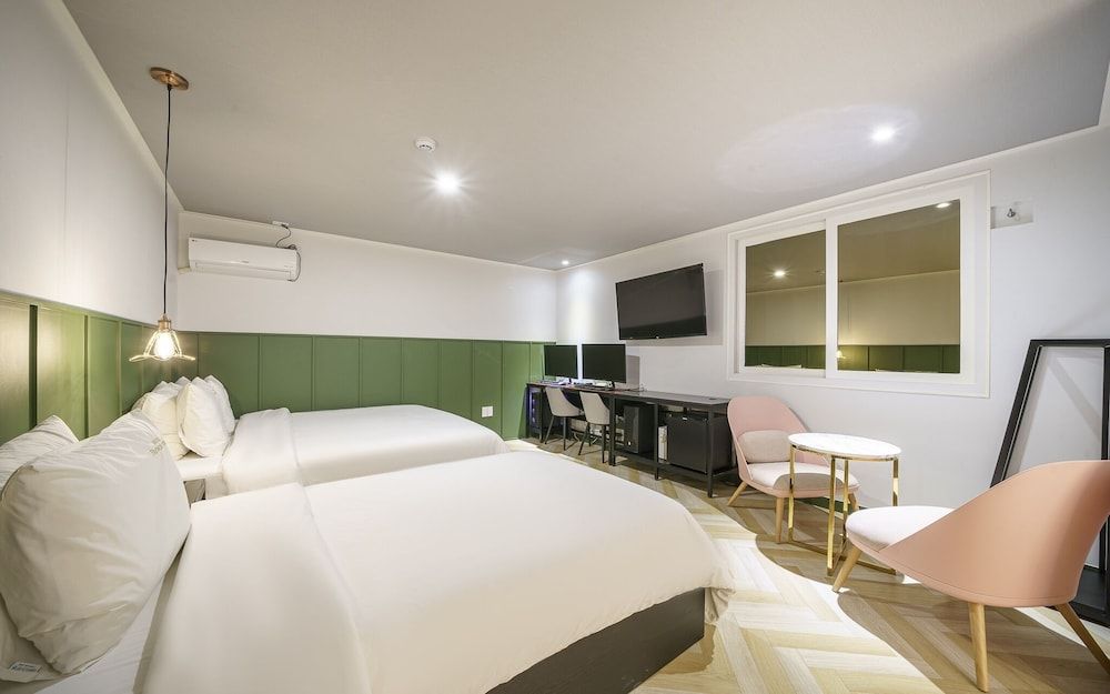 undefined Busan Seomyeon French Code 8