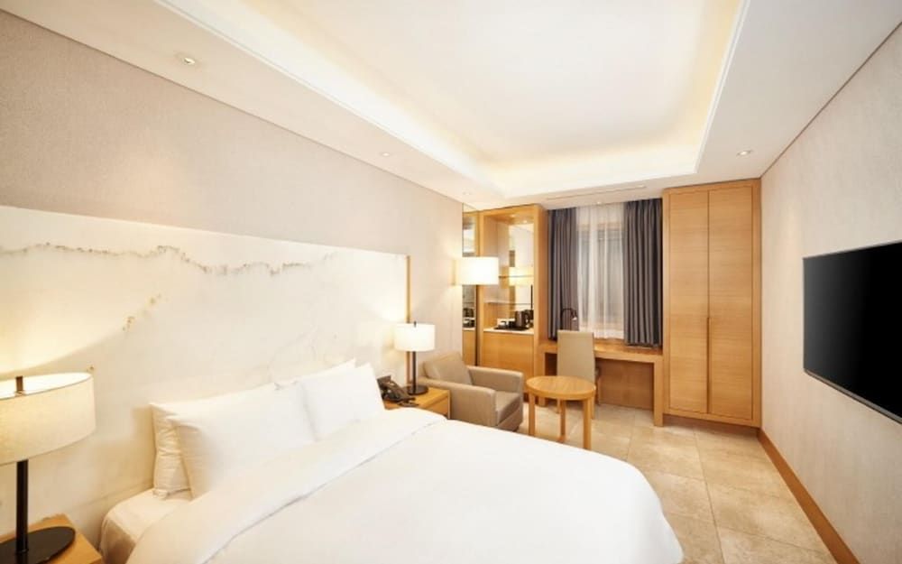 undefined Hotel Arban 5