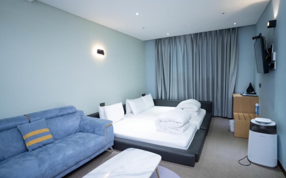 Busan Station Notte La Mia Room (Kids room (Breakfast PKG for 2 Netfli)