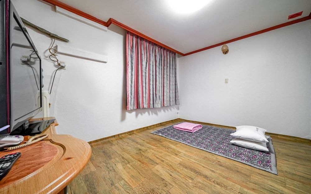 undefined Busan Beomcheondong Daeho 3