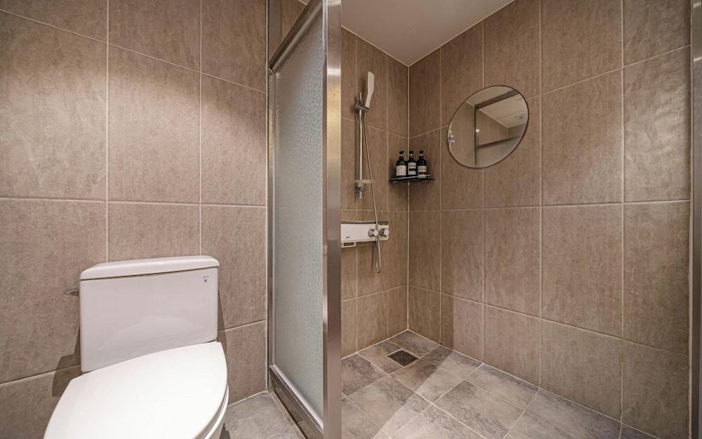 undefined Busan Suyeong Bomnal 8