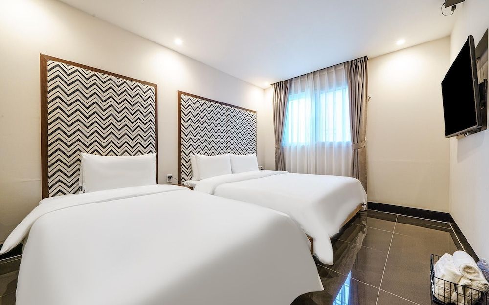 MU Plus Hotel in Yeonsan-dong Busan Room (Twin (Netflix Couple PC Large Spa Bat)