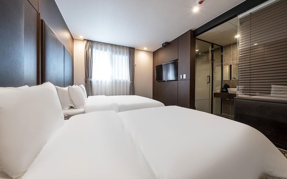 MU Plus Hotel in Yeonsan-dong Busan Room (Twin (Netflix Couple PC Large Spa Bat) 7