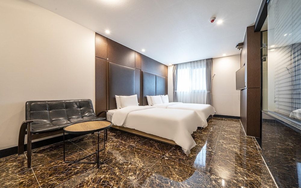 MU Plus Hotel in Yeonsan-dong Busan Room (Twin (Netflix Couple PC Large Spa Bat) 12