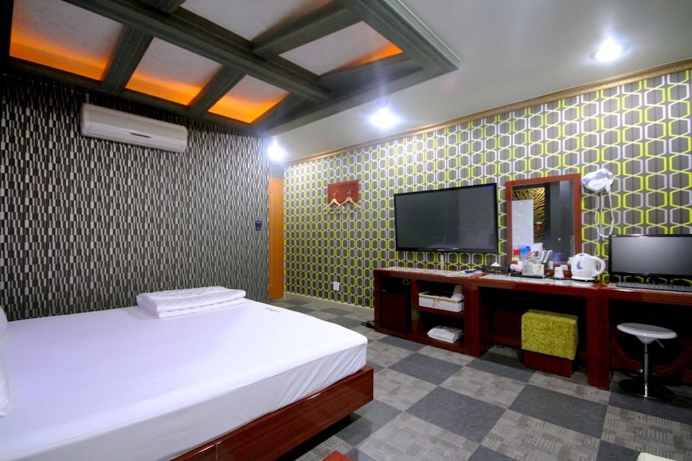 Busan Gupo WOW Room (General room (Large bathtub & bid) 15