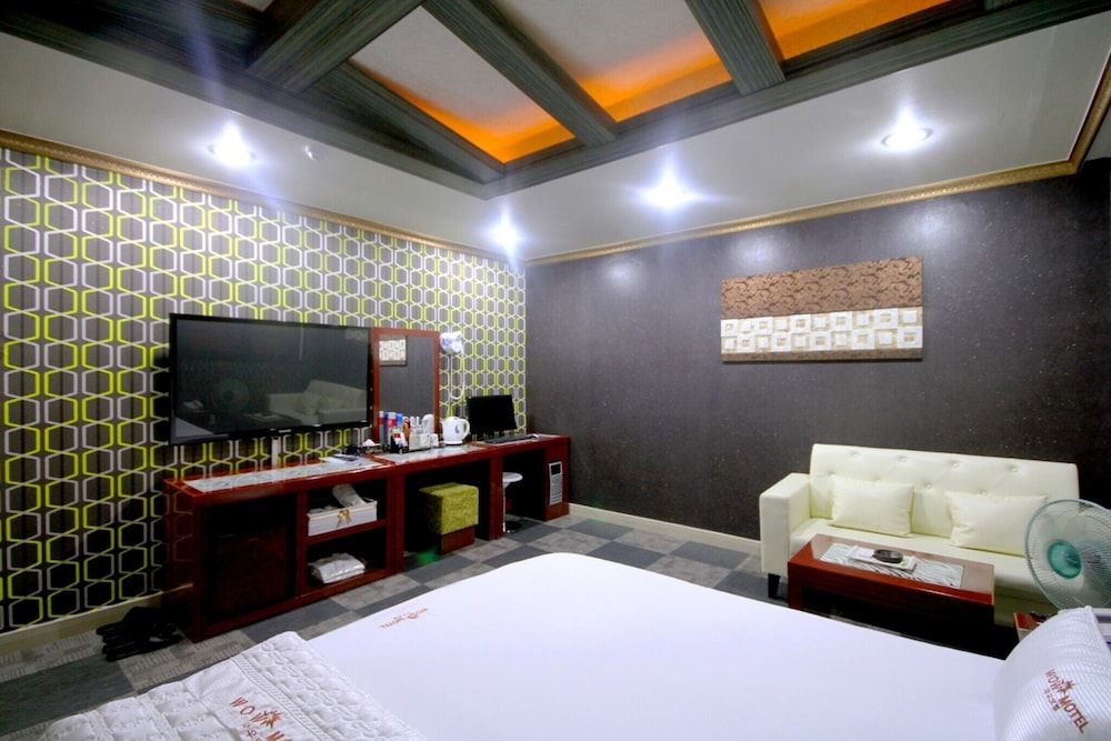 Busan Gupo WOW Room (General room (Large bathtub & bid) 14