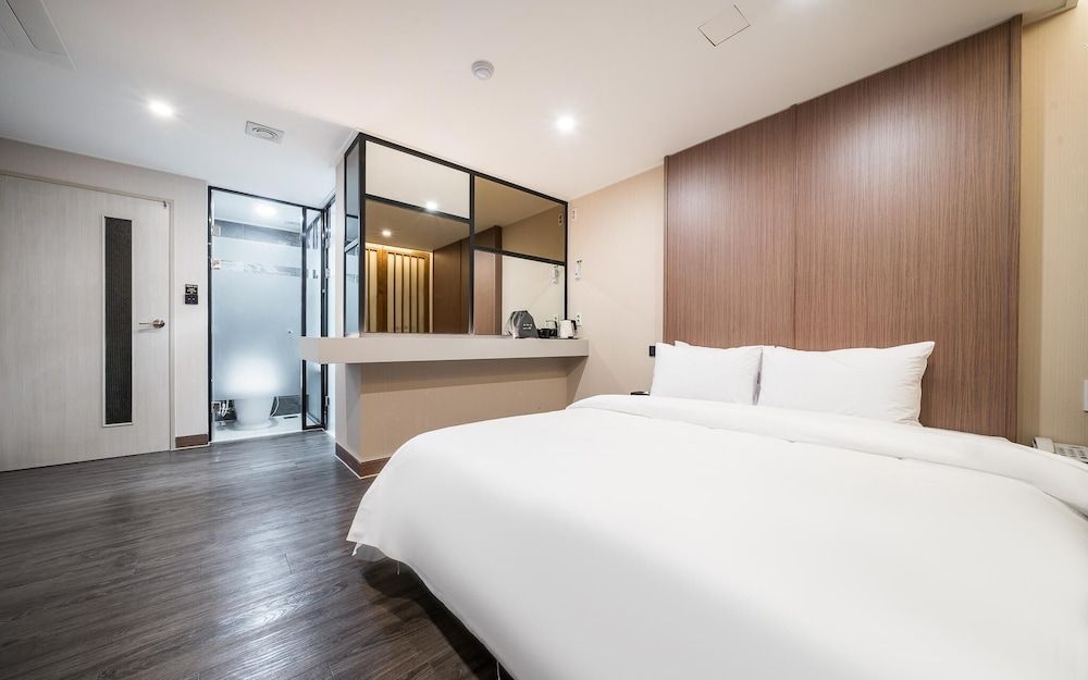 Rosebay Hotel Guseo-dong Busan Room (Deluxe (Amenity included) (gaming PC ) 2