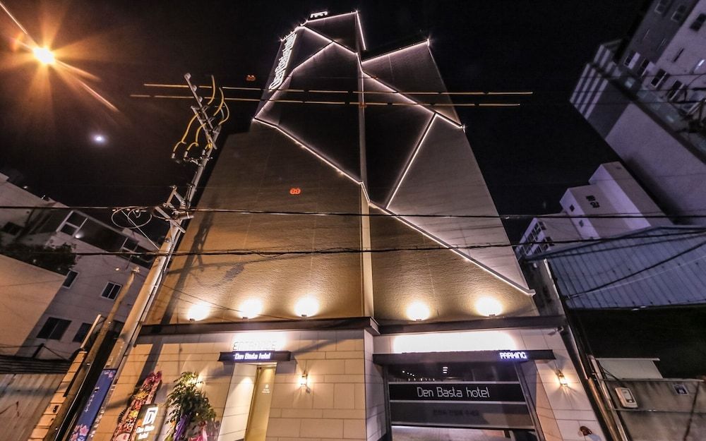 undefined Busan Seomyeon Den Vast Hotel 4