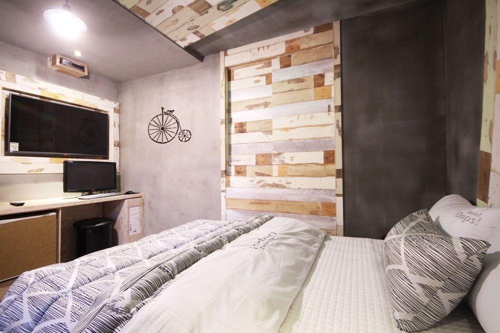 undefined Busan Jangjeon-dong Oops 5