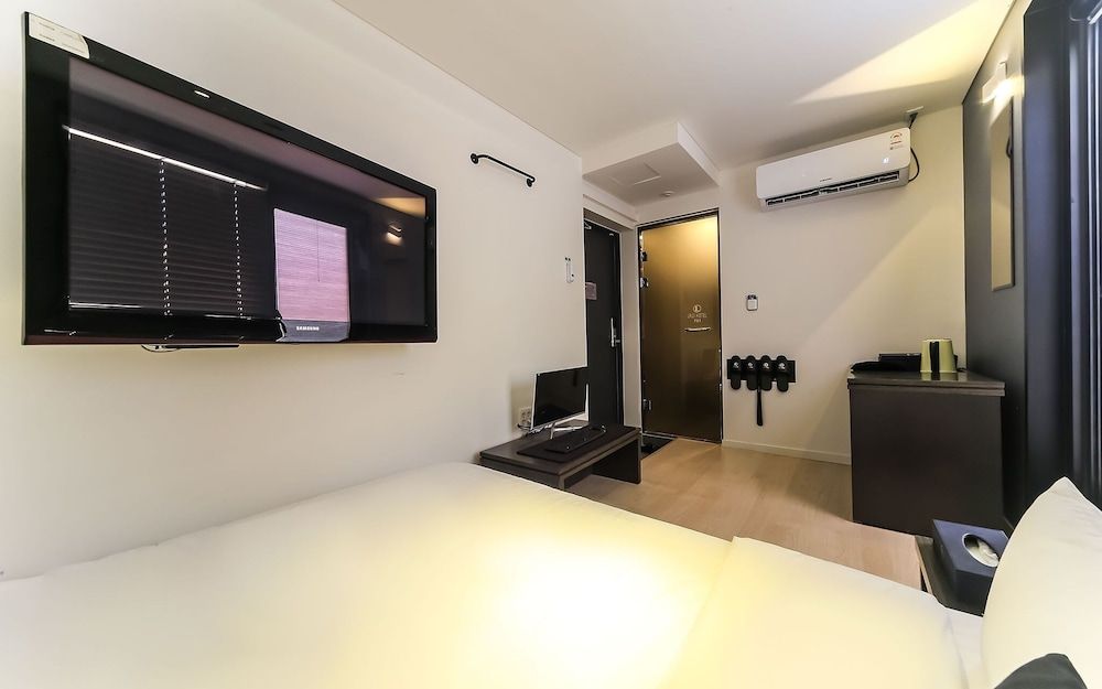 Busan Jaesong-dong Hotel Lrui Room (Semi-terrace (Netflix/YouTube availab) 4