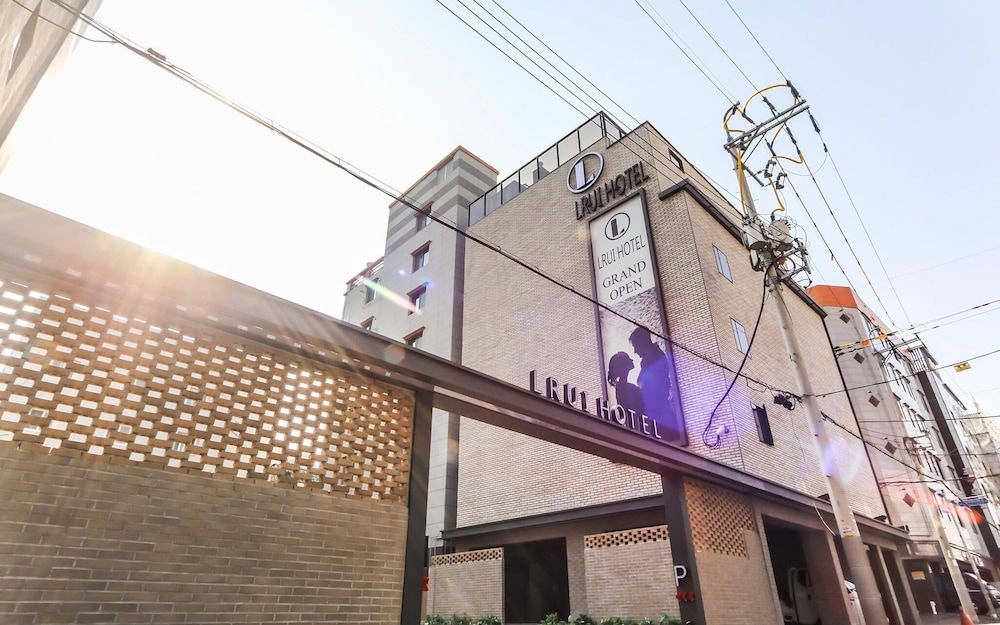 undefined Busan Jaesong-dong Hotel Lrui 2