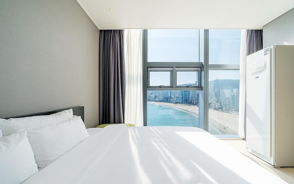 Ocean The Point Hotel Gwanganli Room (Executive Ocean Suite (breakfast for ) 2