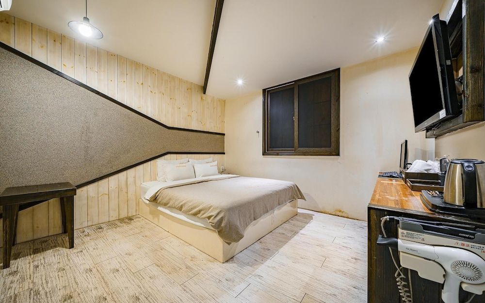 undefined Busan Jangjeondong Olleh 4