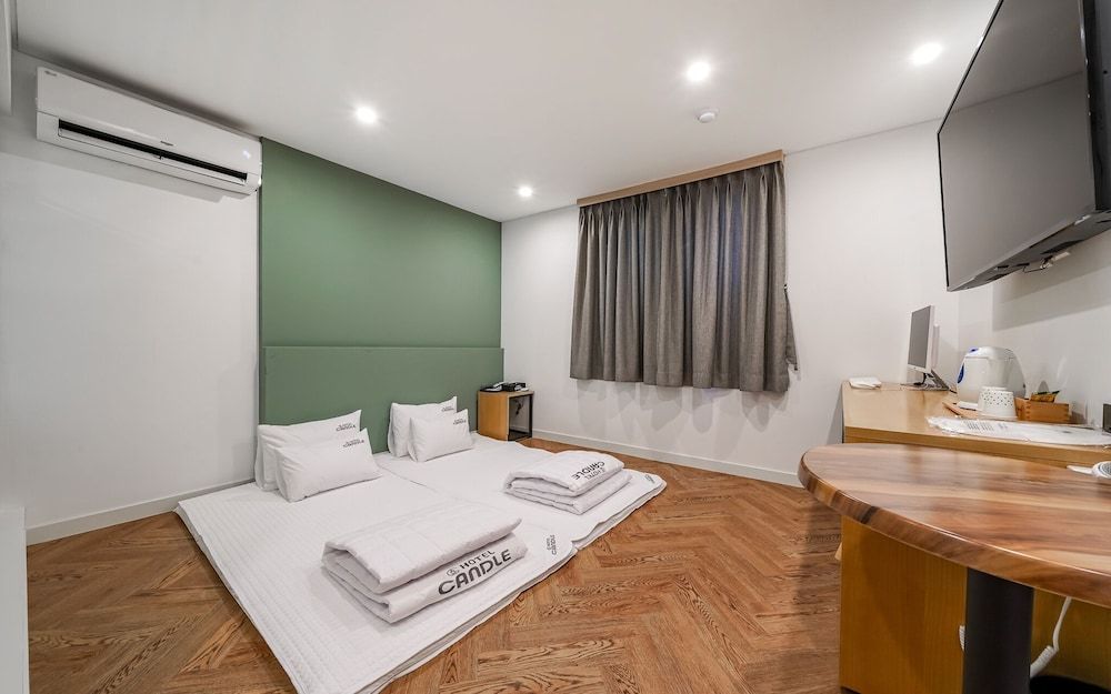 Busan Guseo-dong Candle Room (Korean Style room (Netflix viewing av)