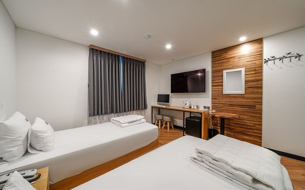 Busan Guseo-dong Candle Room (Twin (Netflix Available)) 4