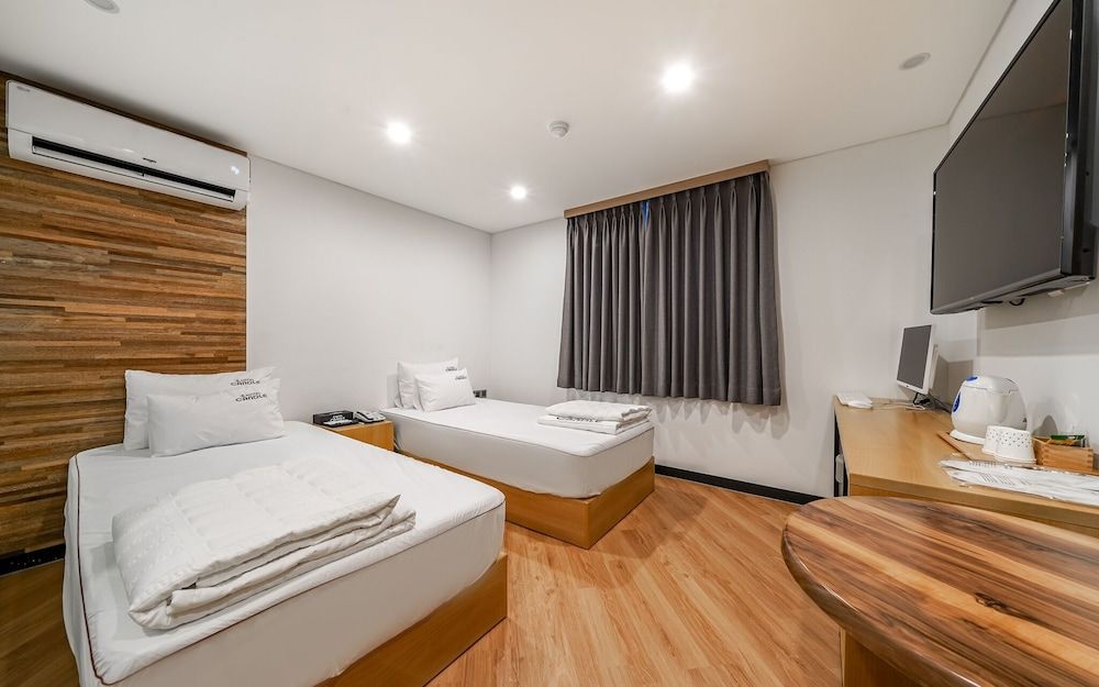 Busan Guseo-dong Candle Room (Twin (Netflix Available))