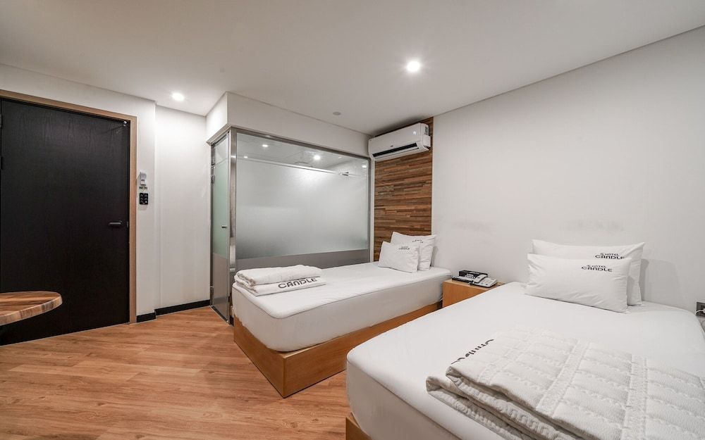 Busan Guseo-dong Candle Room (Twin (Netflix Available)) 2