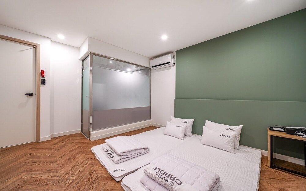 Busan Guseo-dong Candle Room (Korean Style room (Netflix viewing av) 2