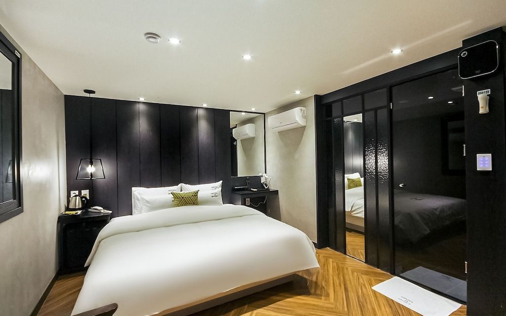 Busan Seomyeon Hotel The Sweet Room (Premium (Free use of NETFLIX TV viewi) 13