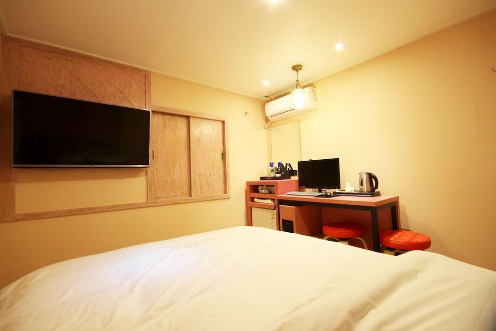 undefined Busan Seomyeon Sangkeum 10