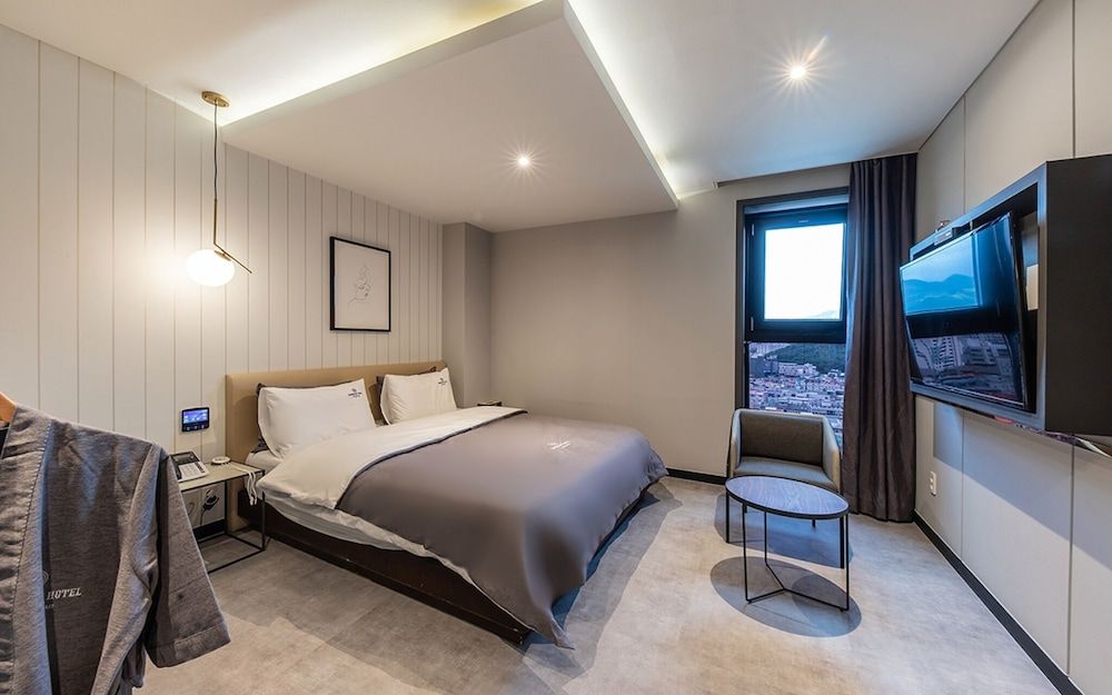 Busan Jeonggwan Brown Dot Room (Deluxe (free breakfast & hotel cafe &) 2
