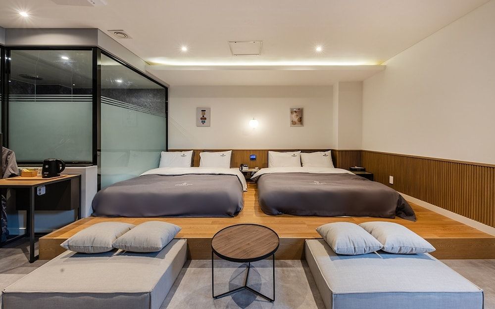 Busan Jeonggwan Brown Dot Room (Family Twin (Breakfast & Hotel Cafe &) 14