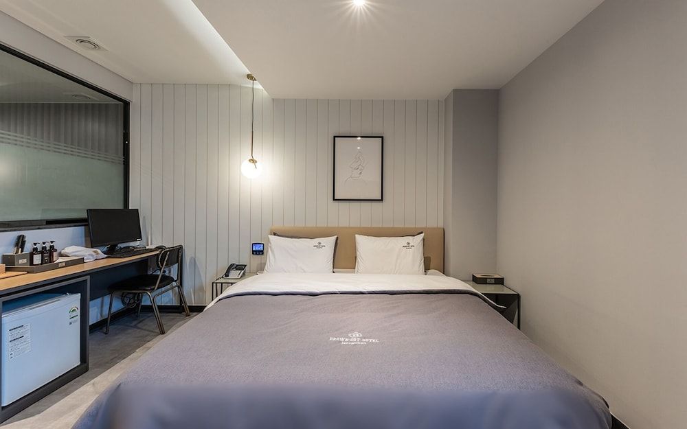 Busan Jeonggwan Brown Dot Room (Deluxe (free breakfast & hotel cafe &) 3