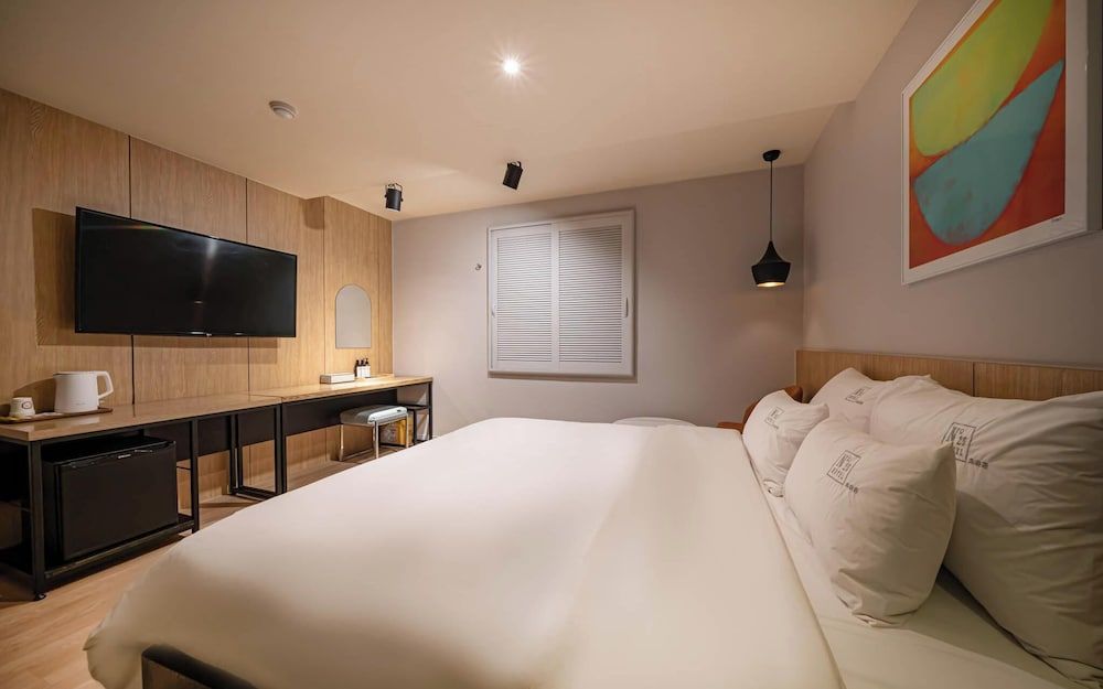 Busan Choeup NO 25 Room (Deluxe double (equipped with ace bed ) 4