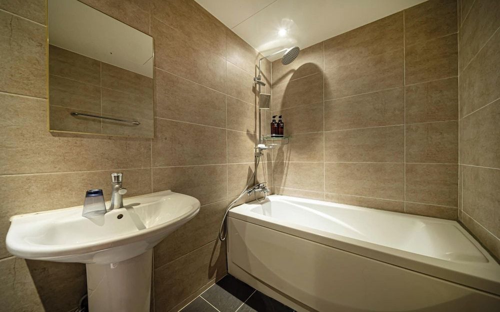 Busan Choeup NO 25 Room (Deluxe Twin (equipped with ace bed qu) 5