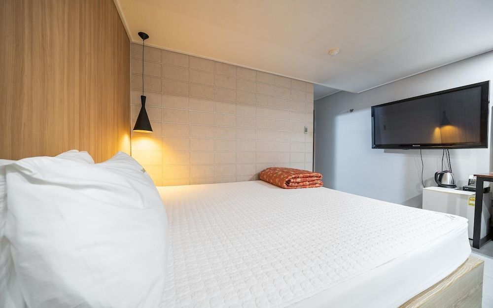 Busan Sasang J Room (Deluxe (2PC LOL& Loa & POE available ) 7