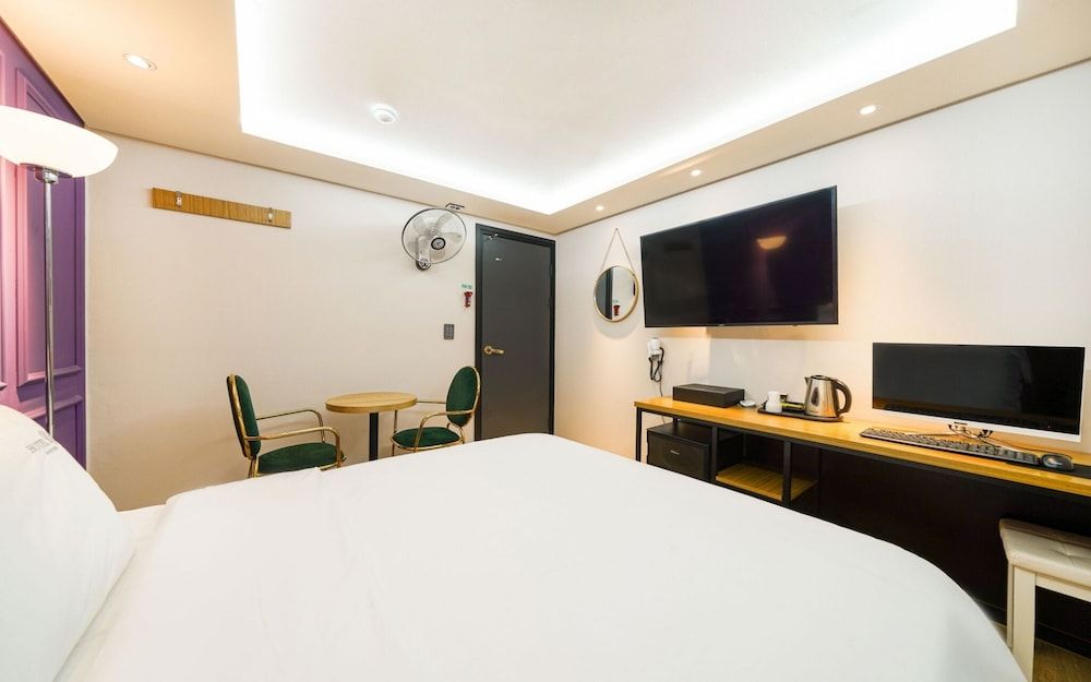 undefined Busan Jaesongdong Hotel ro 7
